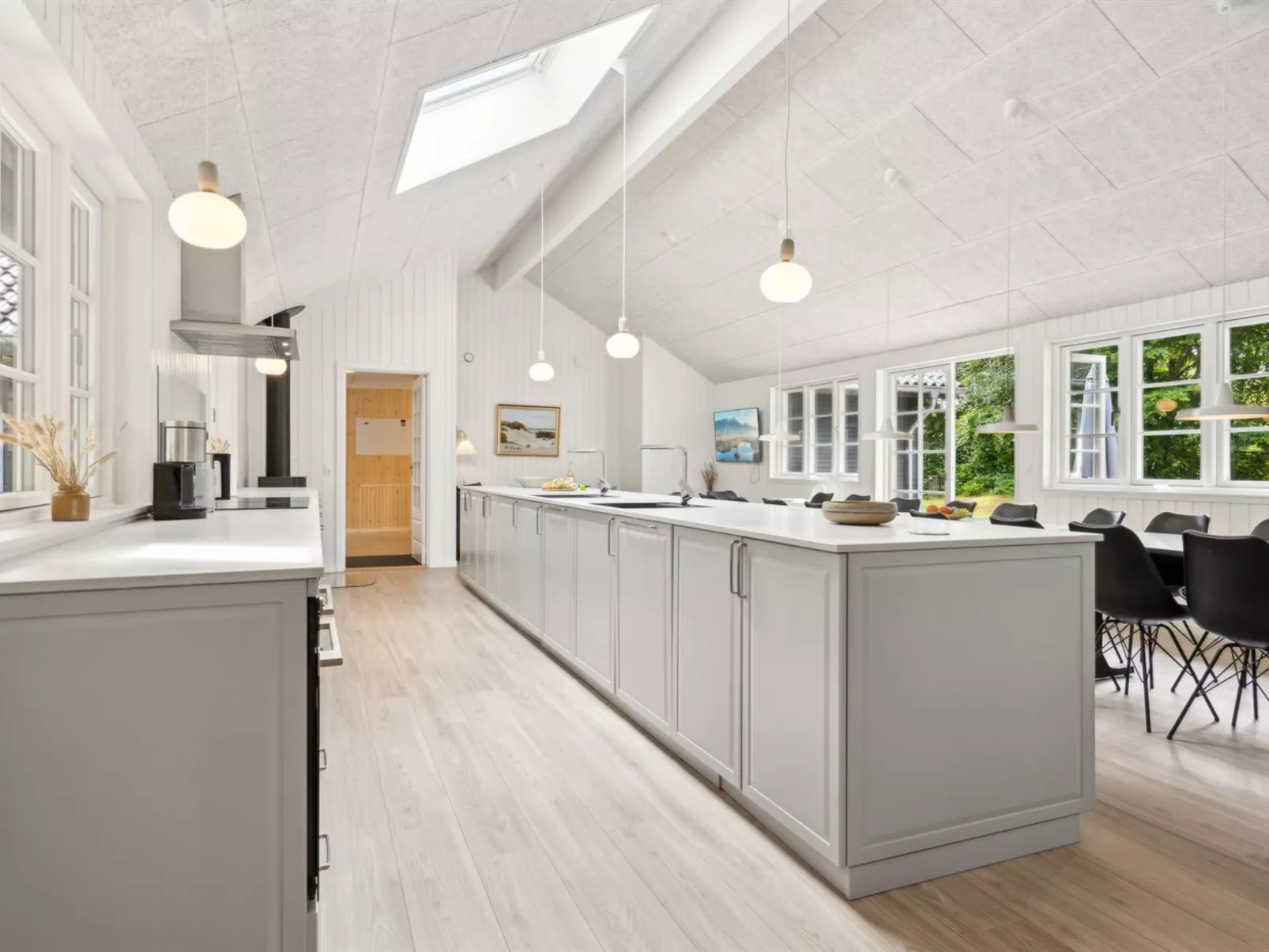 "Jalina" - 200m from the sea-Binnen