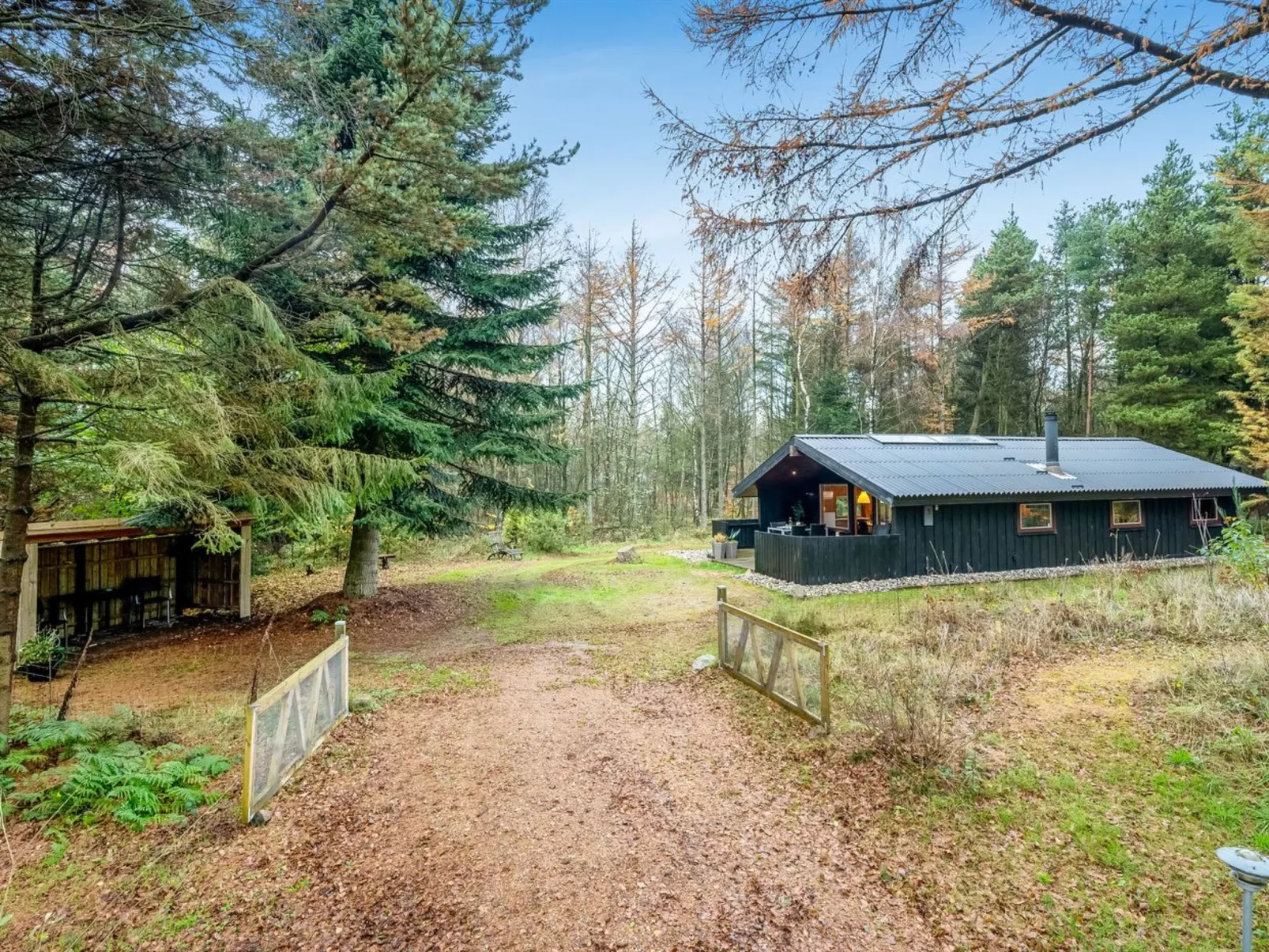 "Marthine" - 650m to the fjord-Buiten