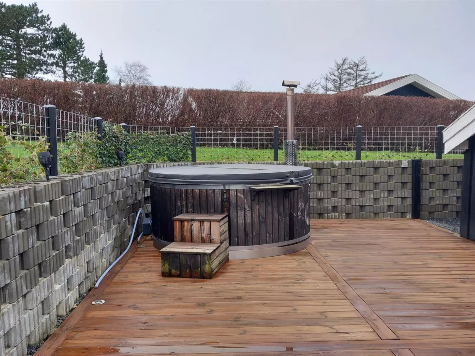 "Enida" - 350m to the fjord-Binnen