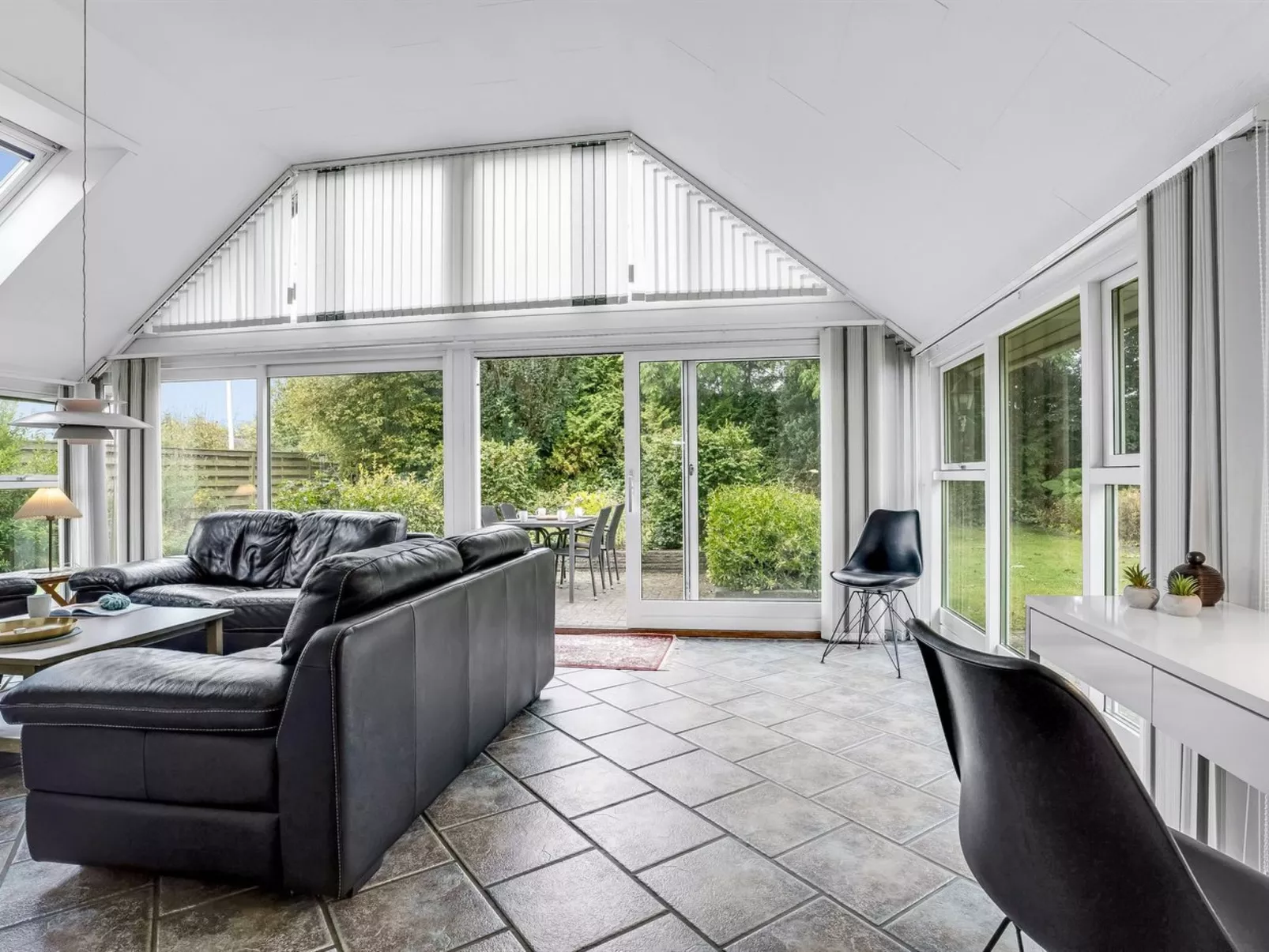 "Frida" - 125m from the sea-Binnen