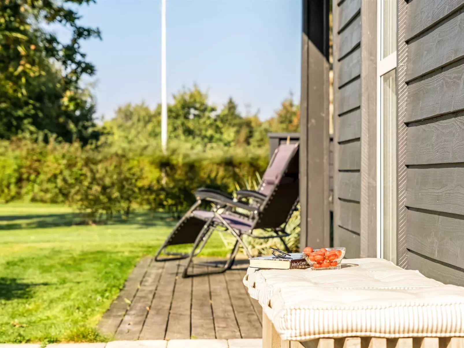 "Carlina" - 700m to the fjord-Buiten