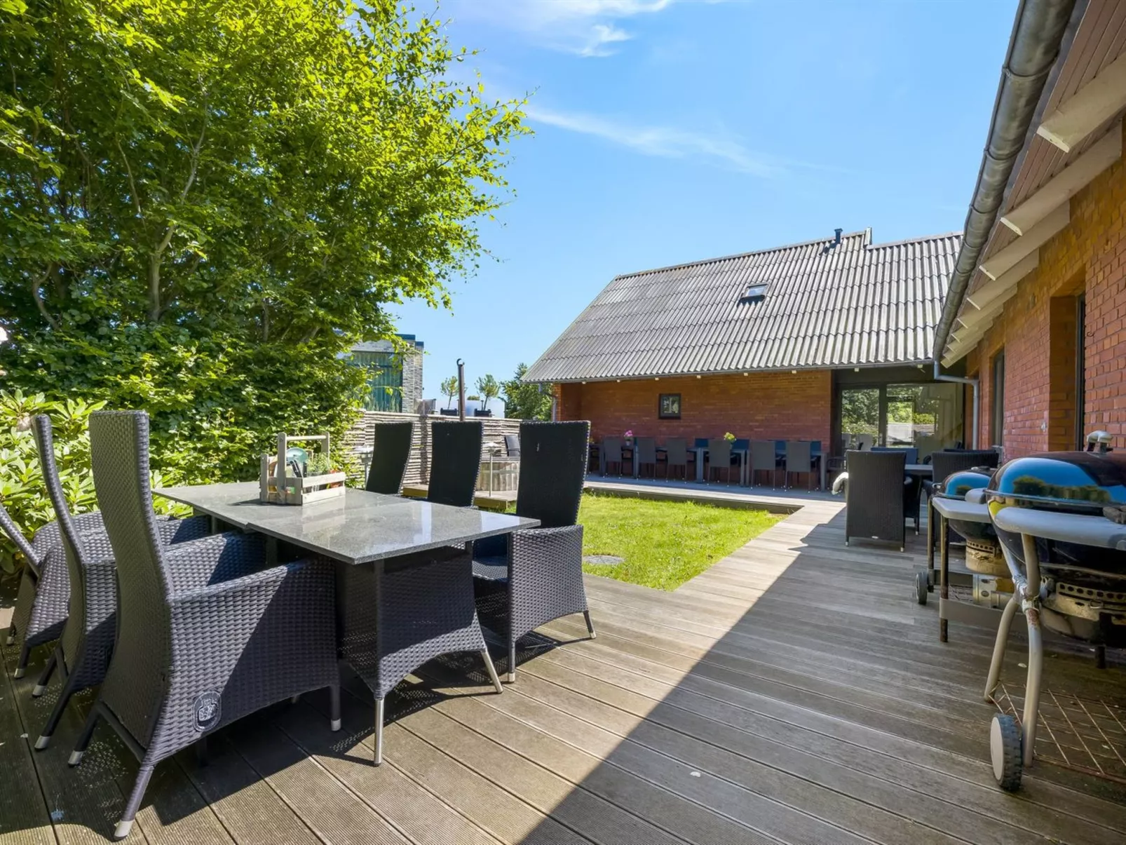 "Solvey" - 400m from the sea-Buiten