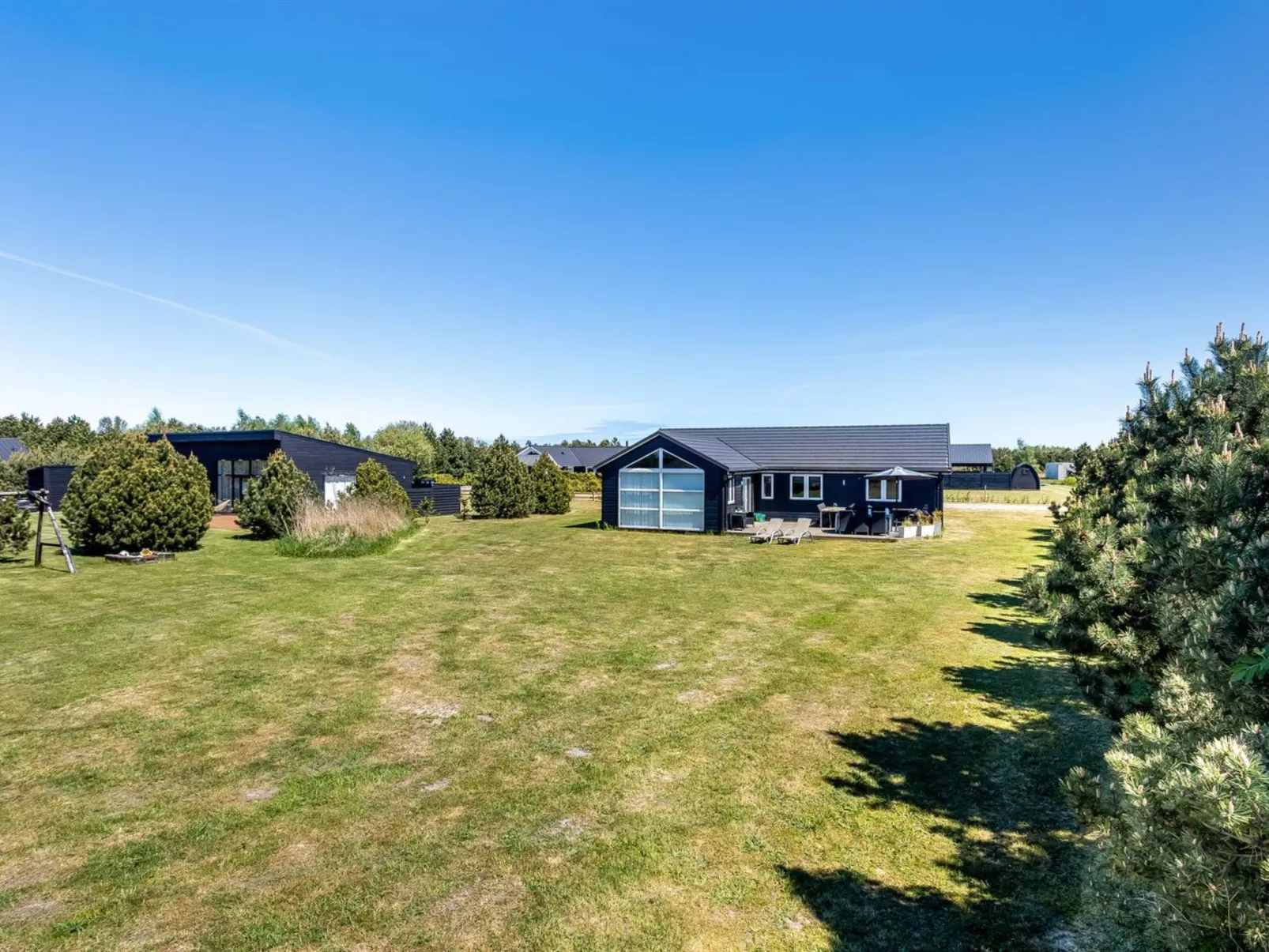 "Danika" - 1.5km from the sea-Buiten