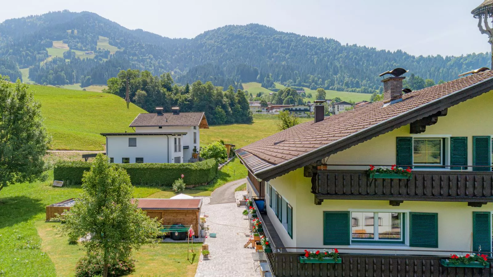 Hintermühltalhof-Buitenkant zomer