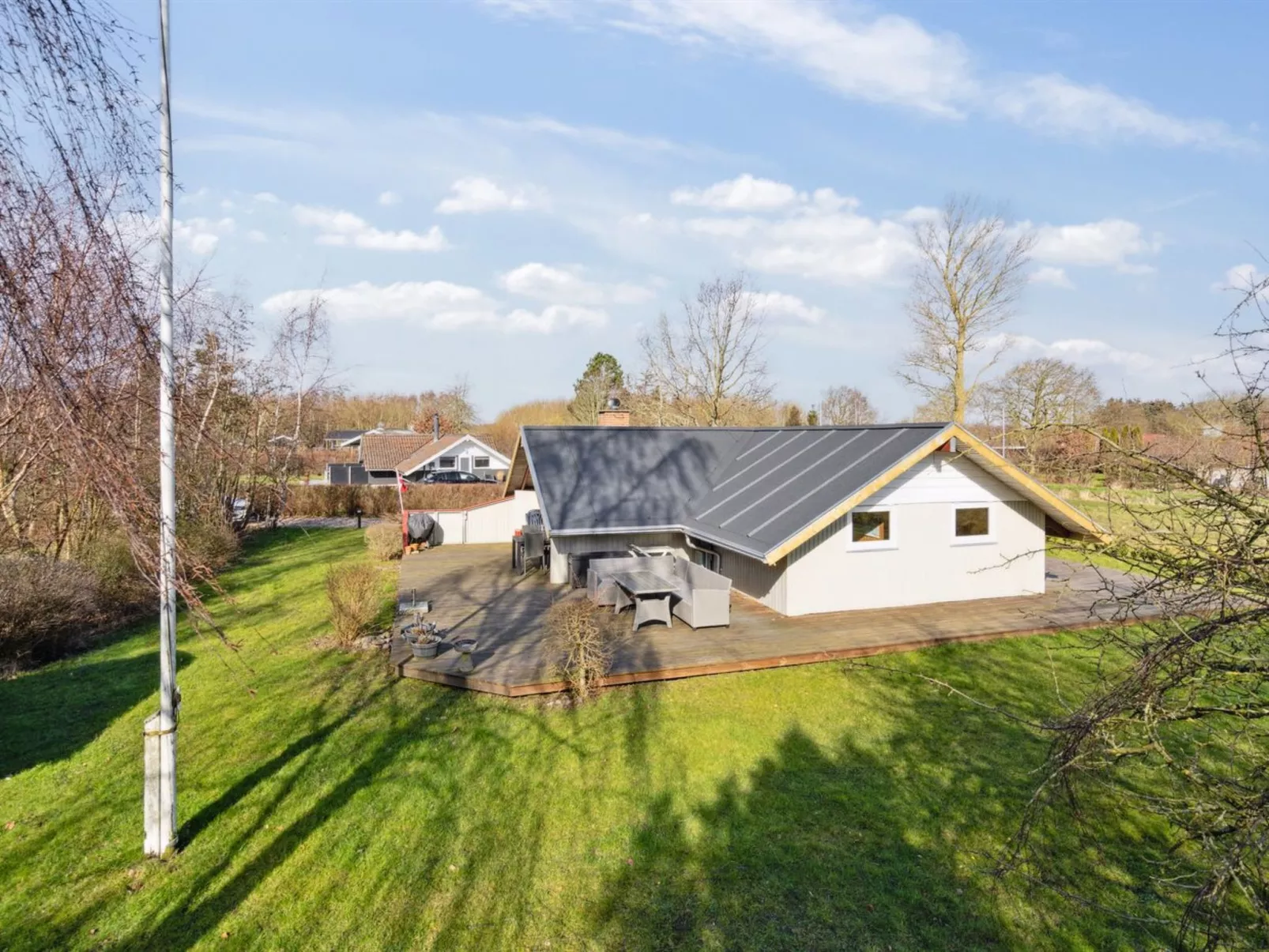 "Bernadine" - 400m from the sea-Buiten