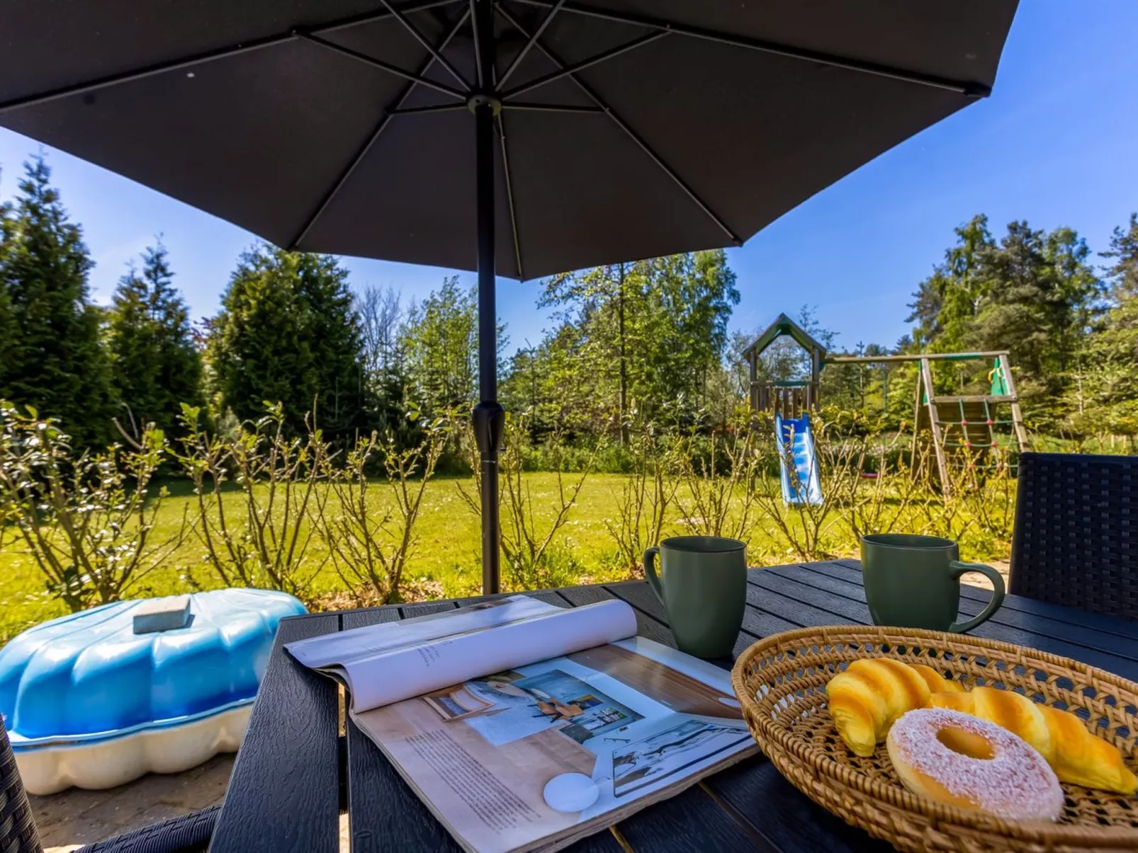 "Srebrenka" - 900m from the sea-Buiten