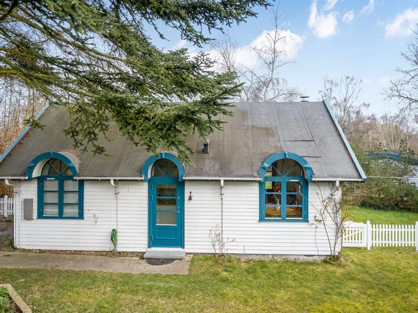 "Arto" - 325m from the sea