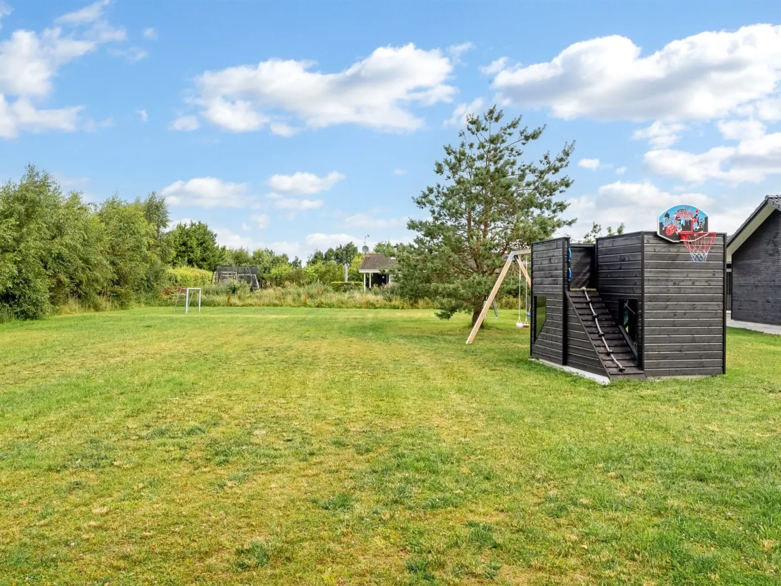 "Frederikke" - 990m from the sea-Buiten