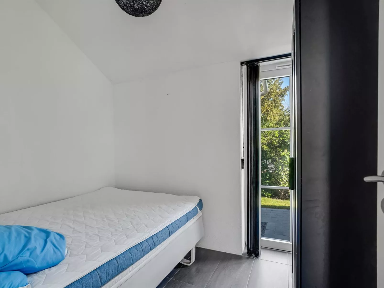 "Judit" - 10m from the sea-Binnen