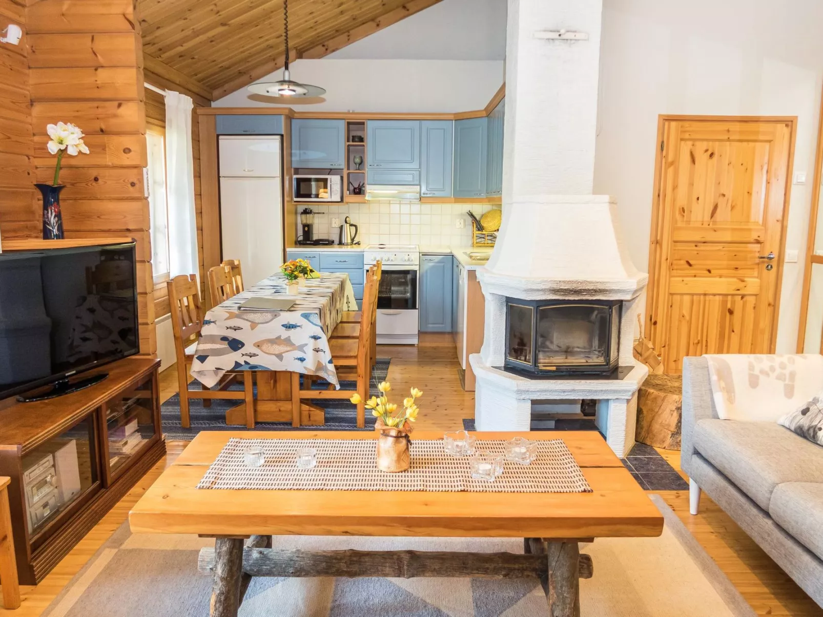 Pyhäjärven loma-Binnen