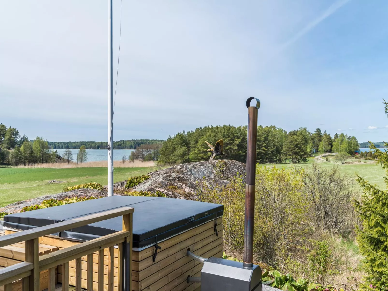 Villa pääsky-Binnen