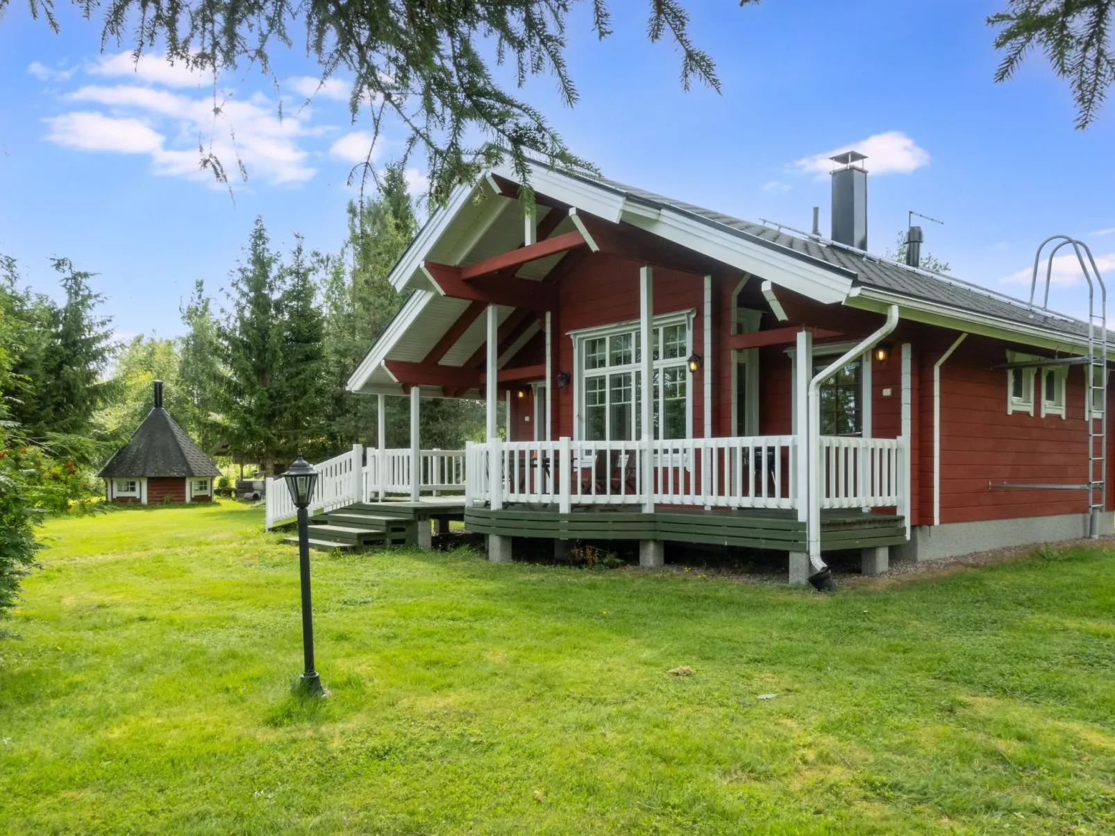 Mansikkaranta 3, osittain esteetön-Binnen