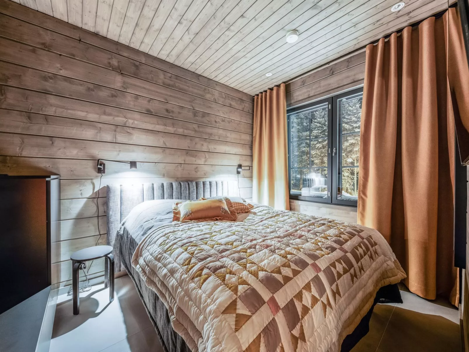 Levi star west b-Binnen