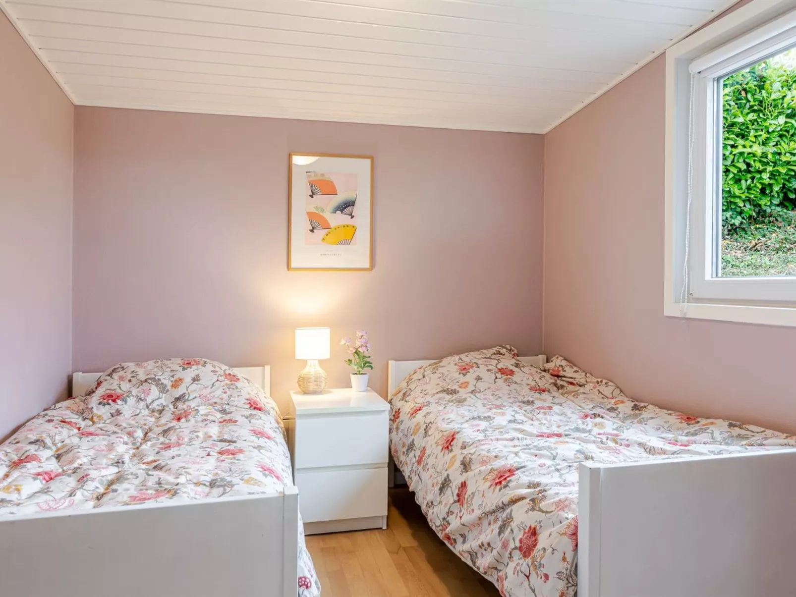 "Gyda" - 350m from the sea-Binnen