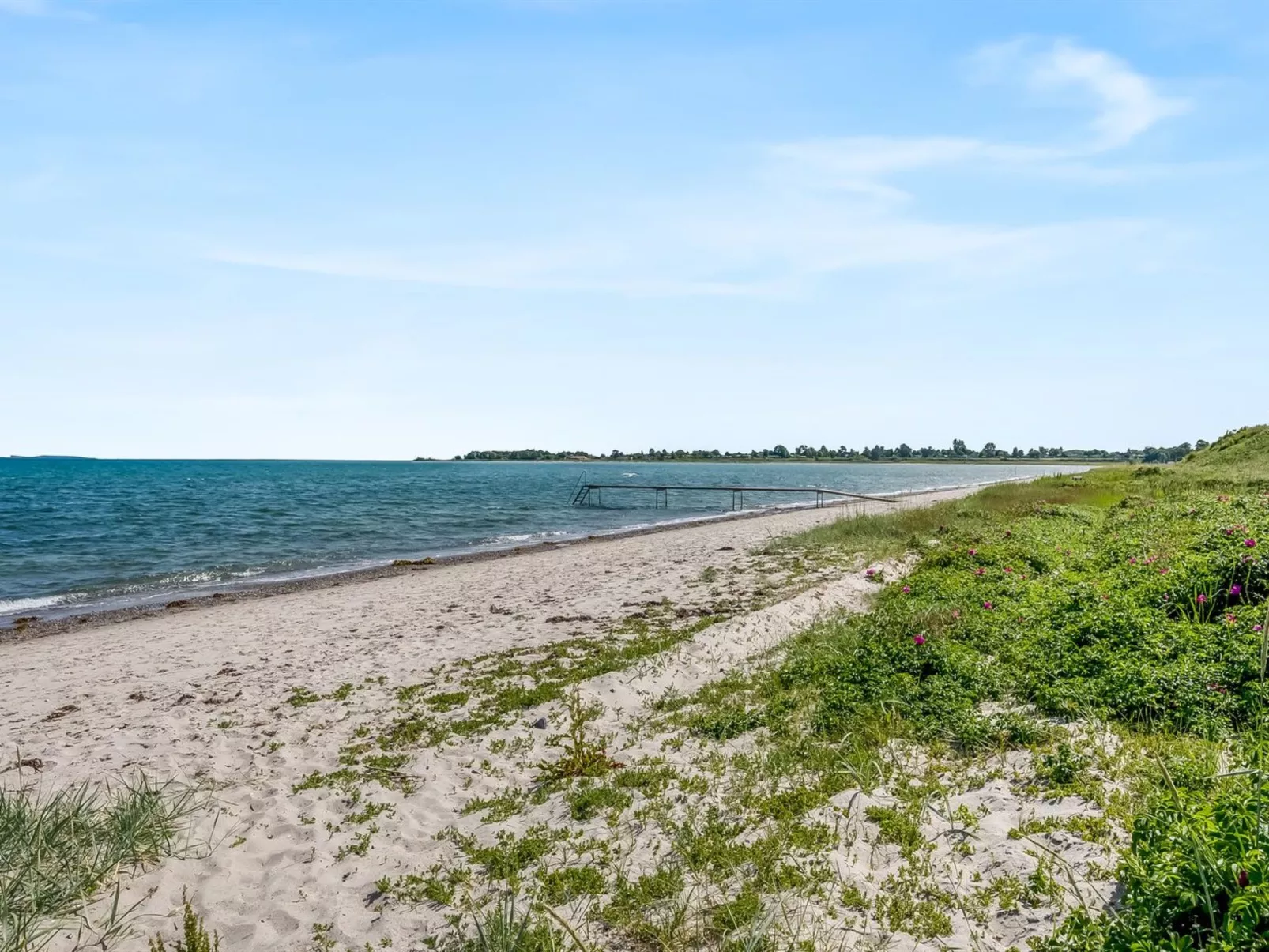 "Yma" -  from the sea-Buiten