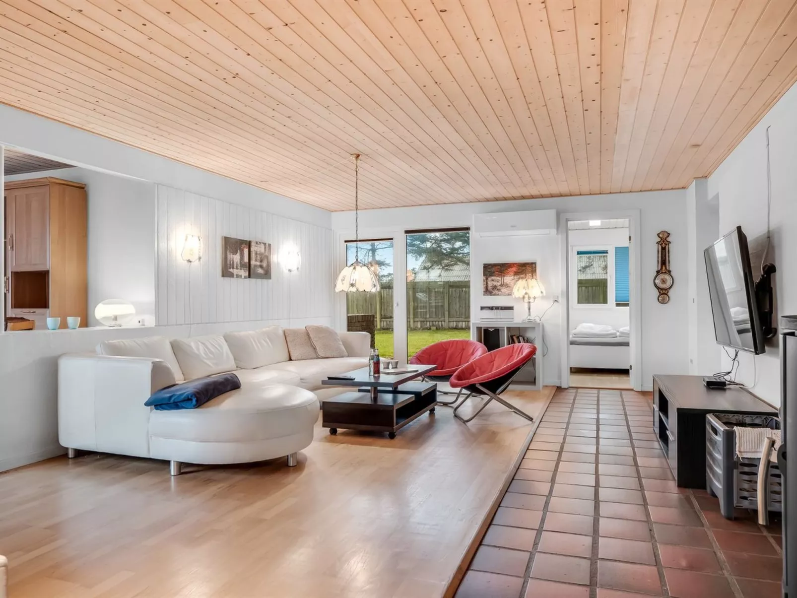 "Withulf" - 500m to the fjord-Binnen