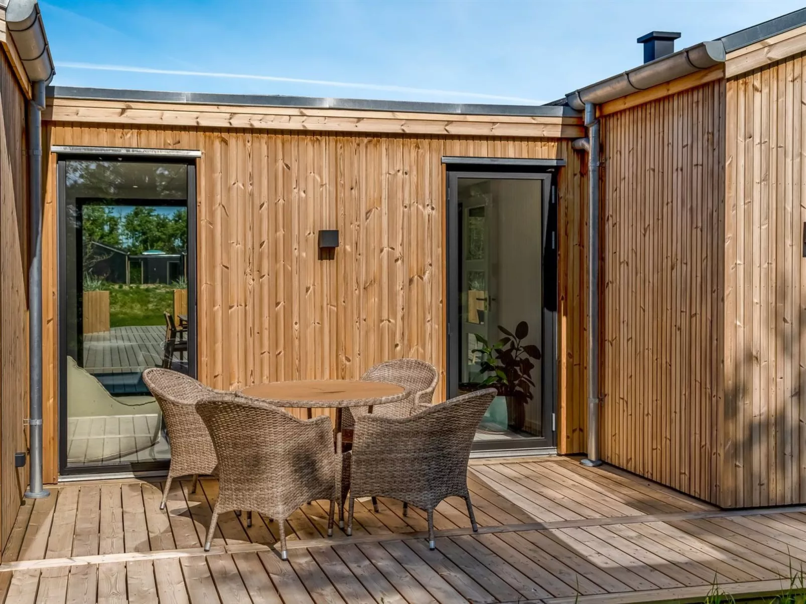 "Silja" - 900m from the sea-Buiten