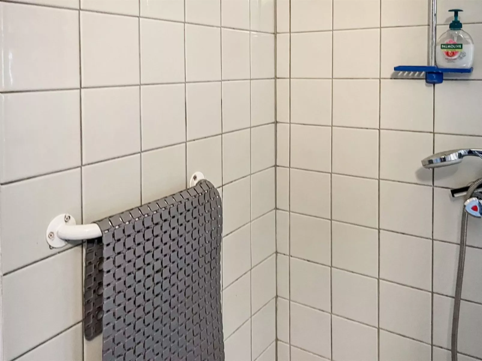 "Virpi" - 8km from the sea-Binnen