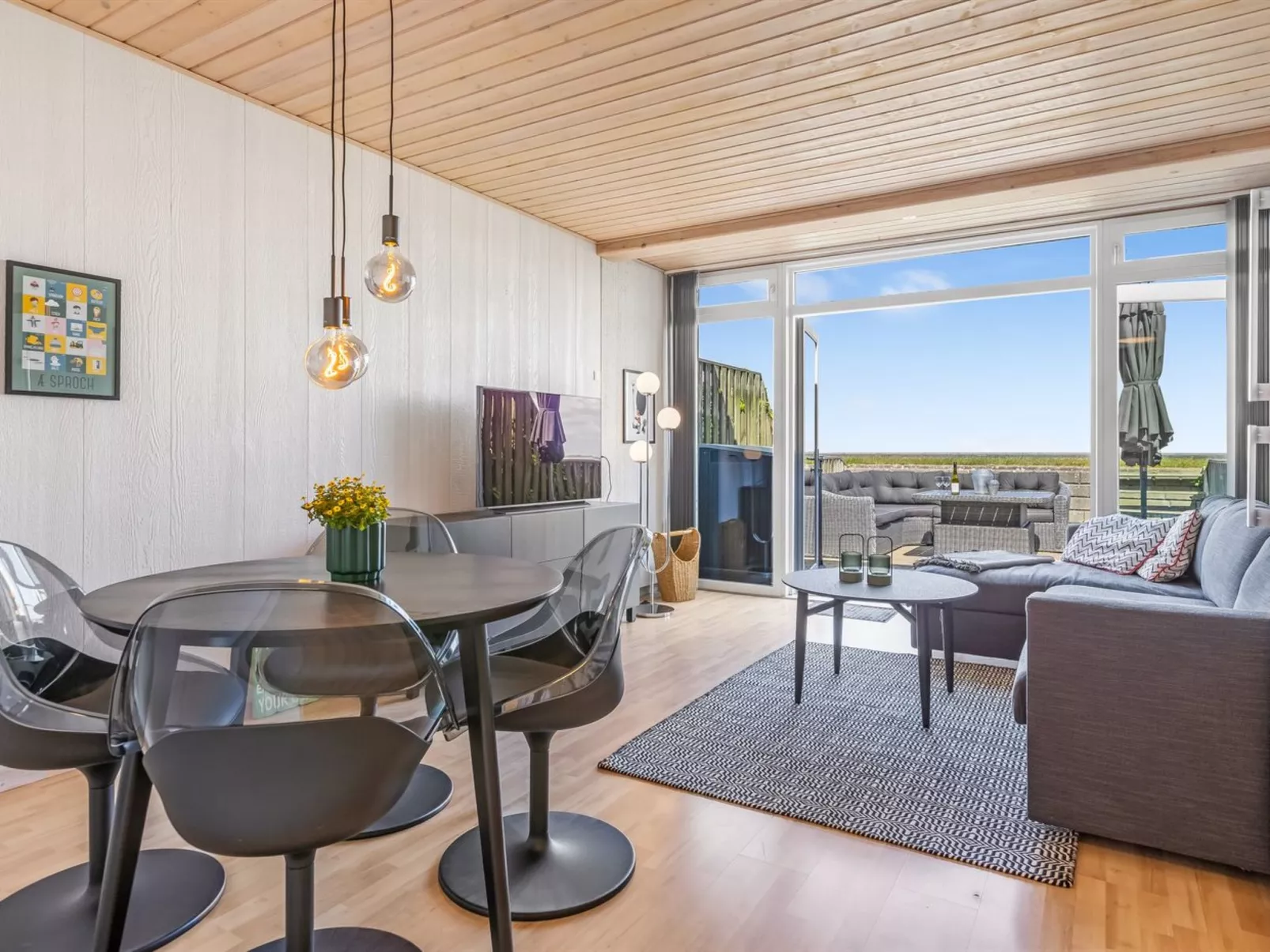 "Kjera" - 2.4km from the sea-Binnen