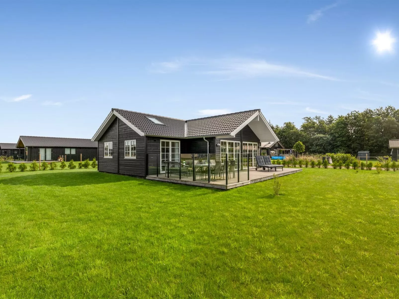 "Hellevi" - 900m from the sea