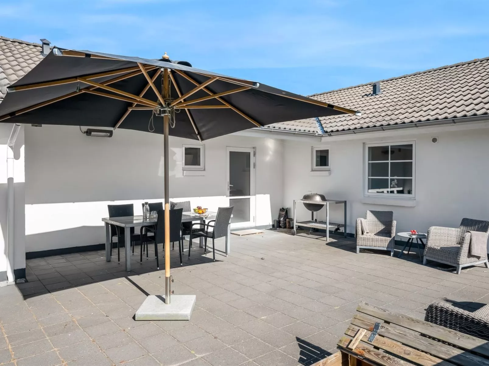 "Guthbrand" - 1.3km from the sea-Buiten