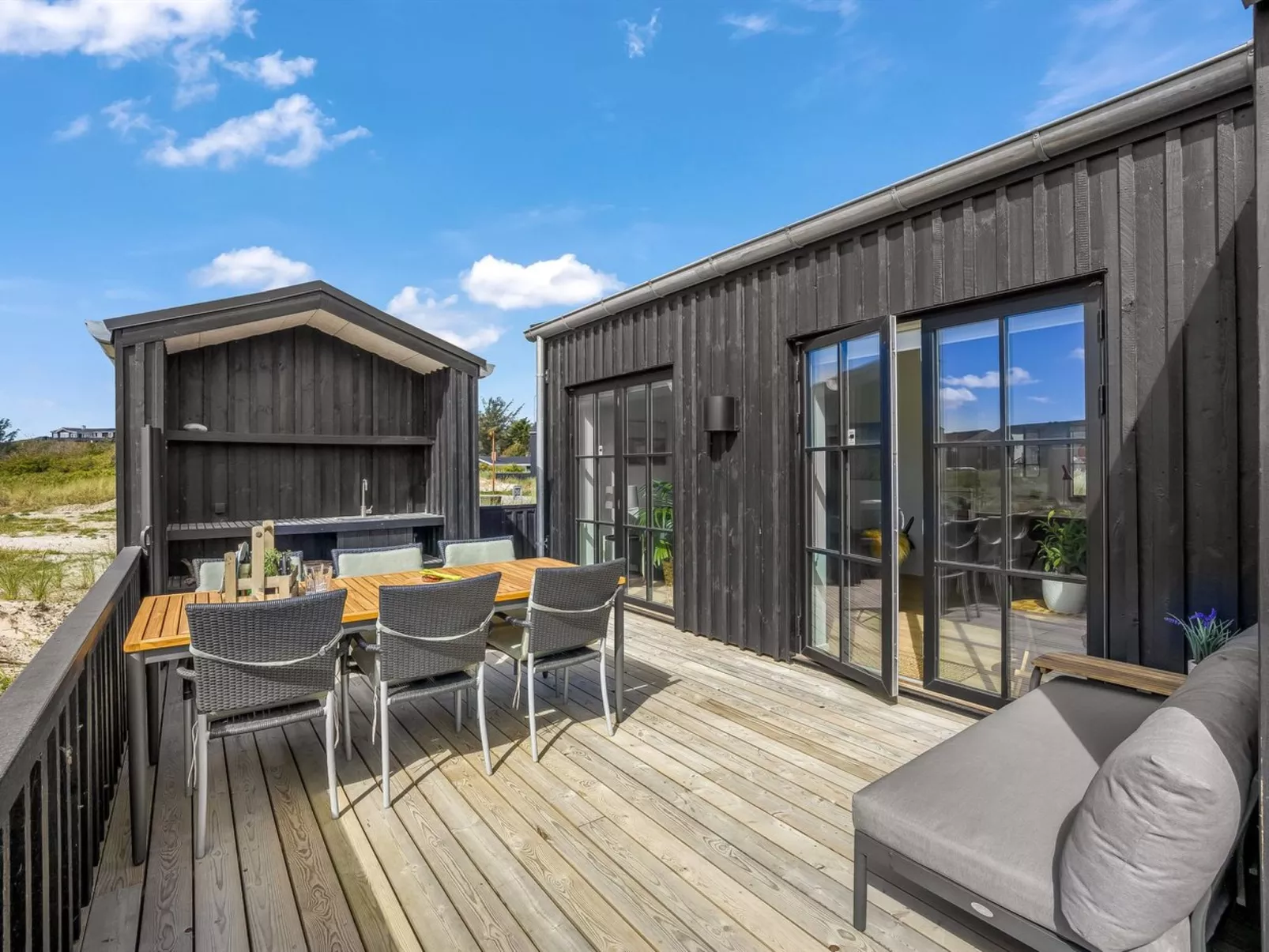 "Tjure" - 500m from the sea-Buiten