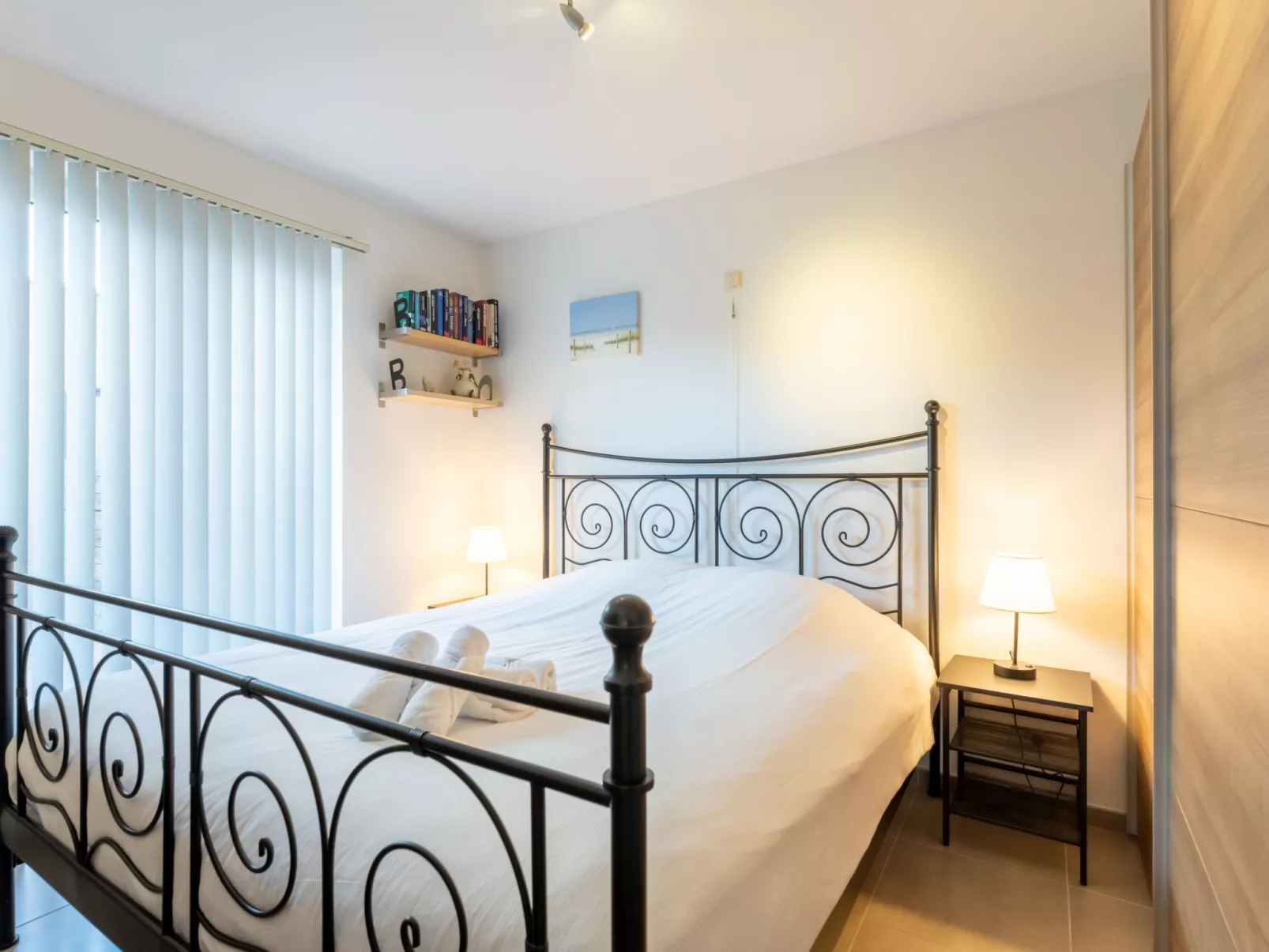 Zandloper III with terrace-Binnen