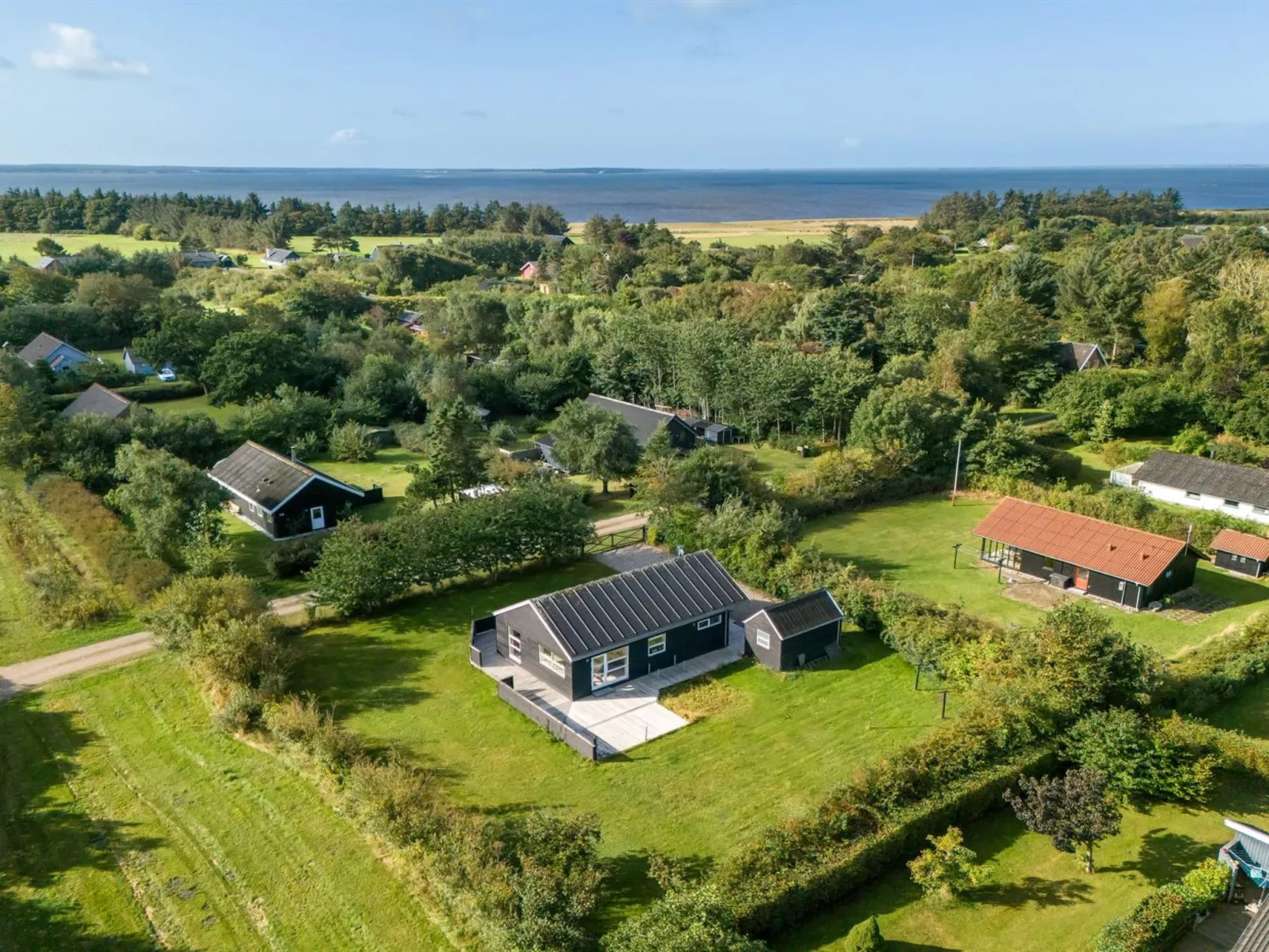 "Anja" - 550m to the fjord-Buiten