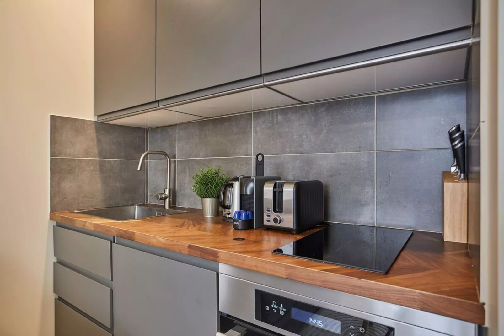 TREVISE 1  NEW-Niet-getagd