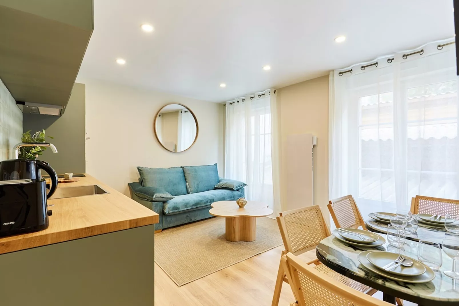 AVRON 1 NEW-Niet-getagd