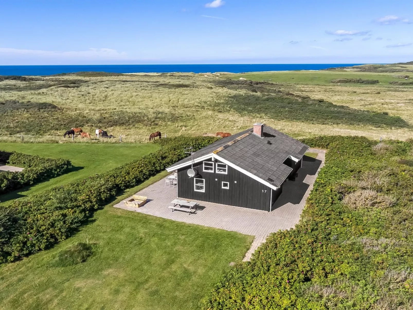 "Aiana" - 300m from the sea-Buiten