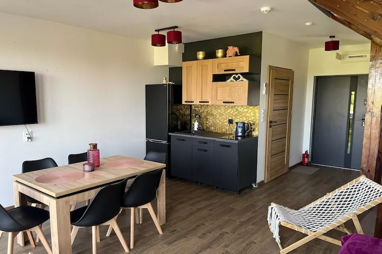 Domki wakacyjne dla 8 osób w Mielenku-Woonkamer