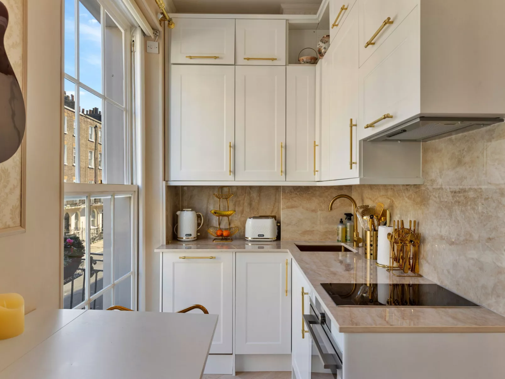 The Marylebone Marilyn-Binnen