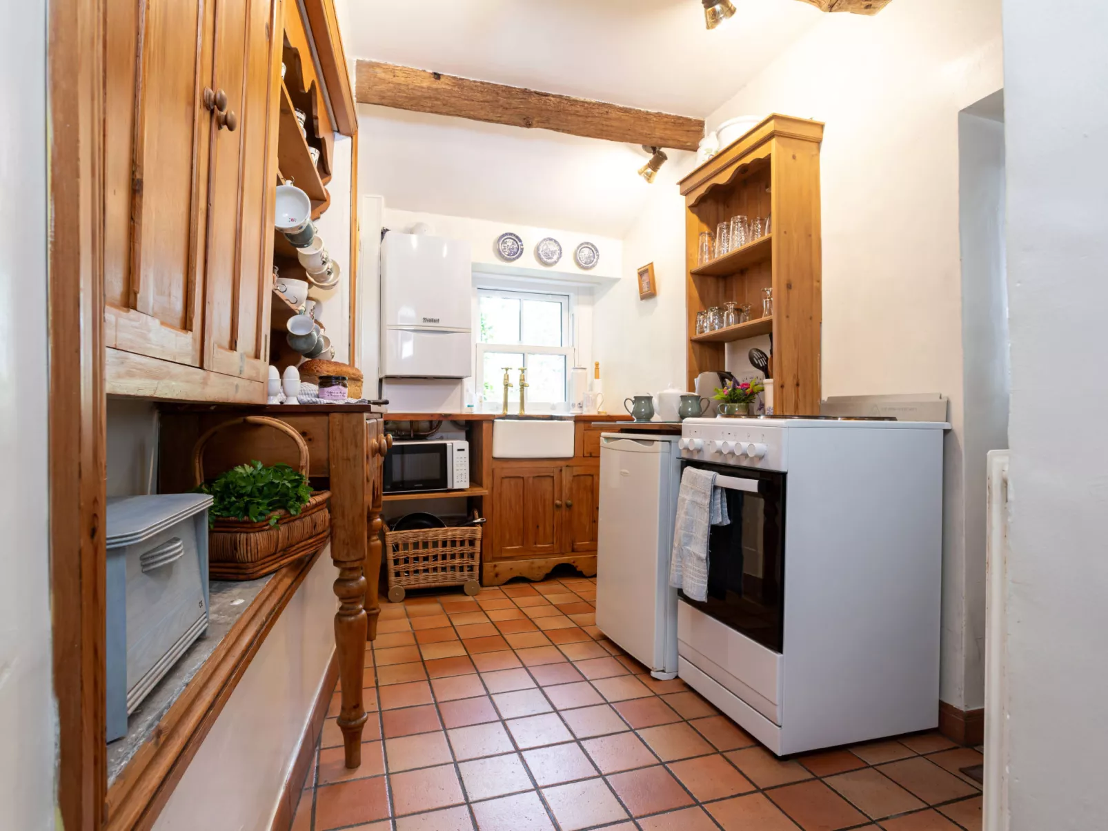 Garden Cottage-Binnen