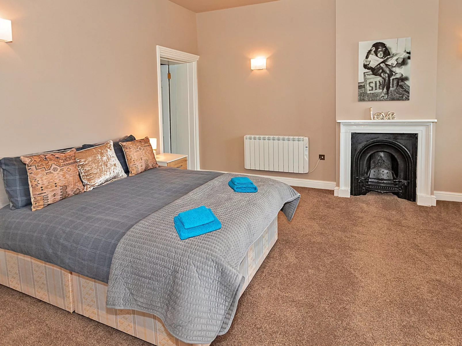 Ttich Manor Retreat-Binnen