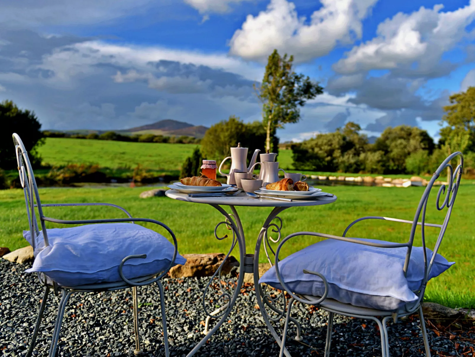 'Angharad' Poachers Hut-Buiten