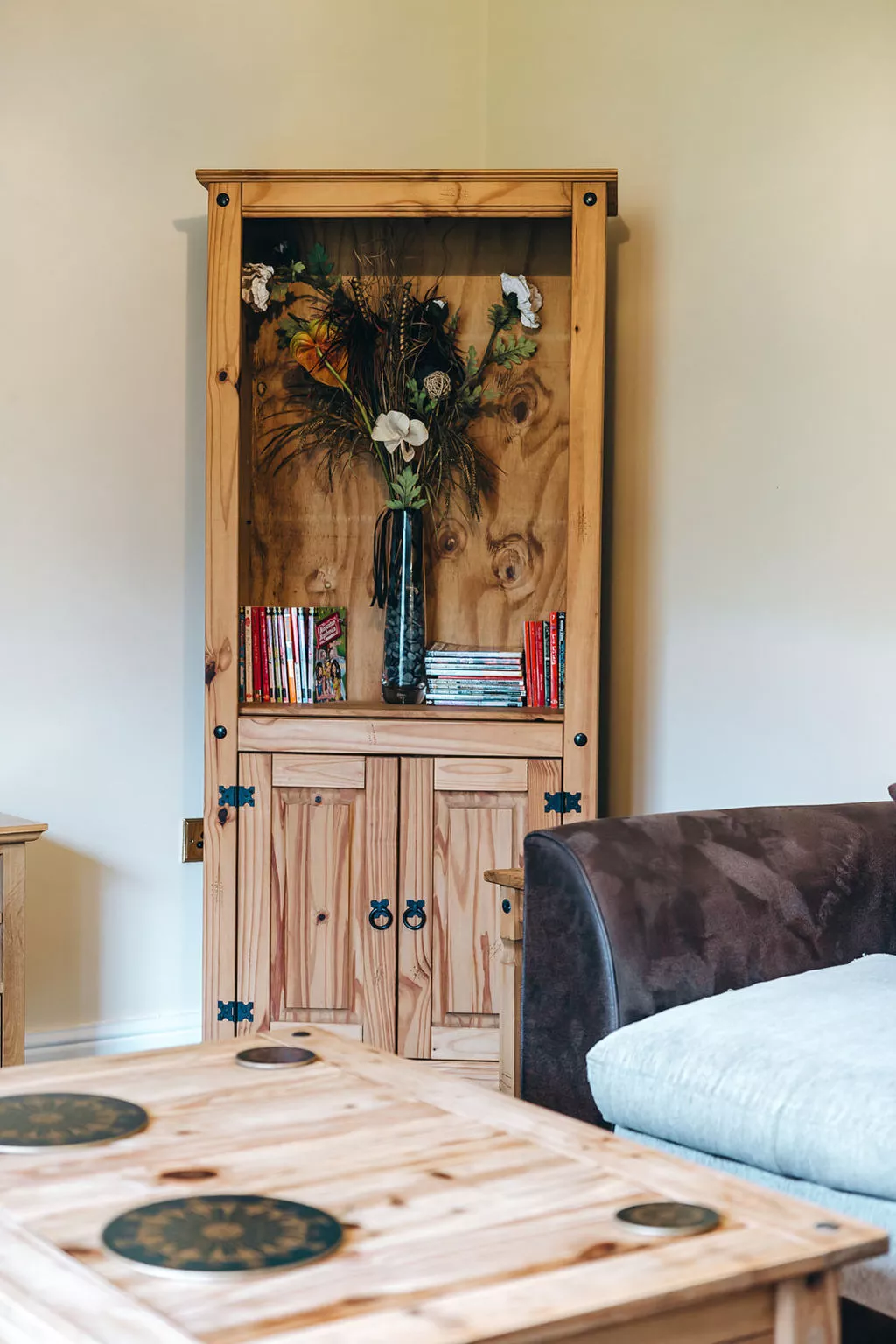 Netley Hall - Poppy-Binnen