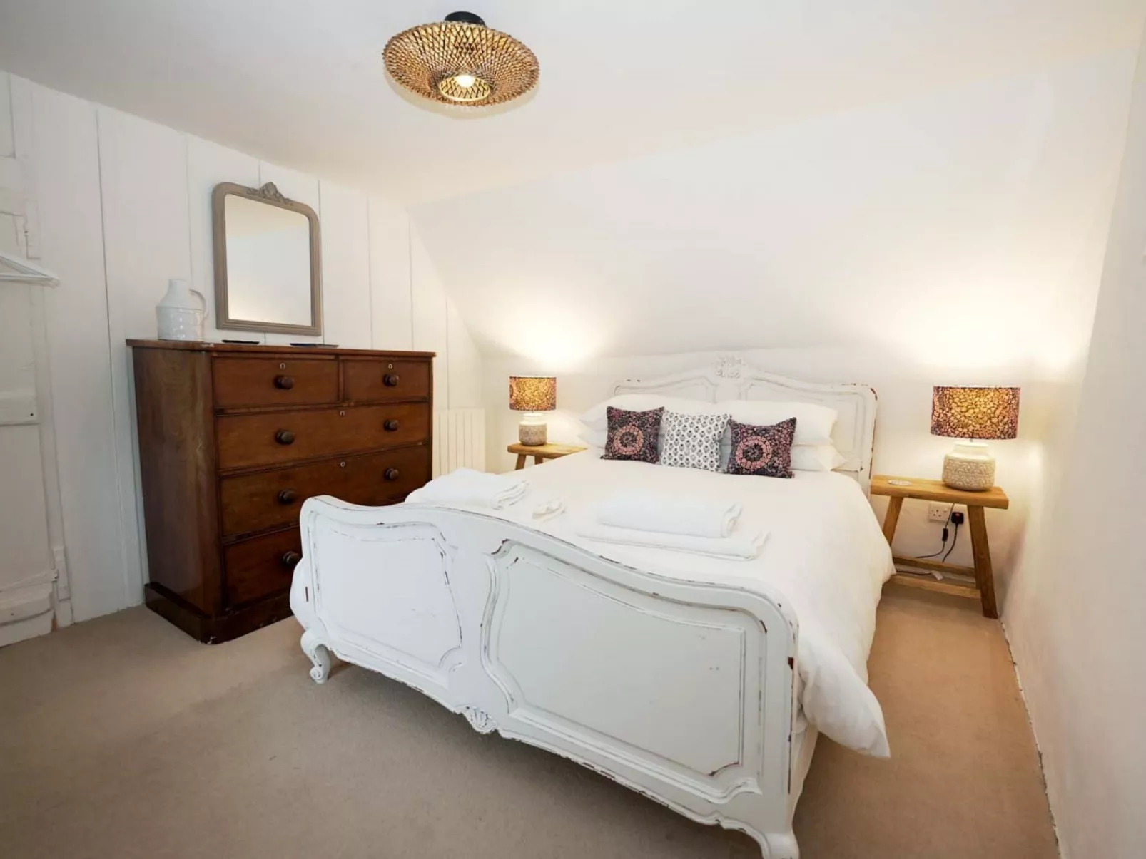 Old Lanvean Cottage-Binnen