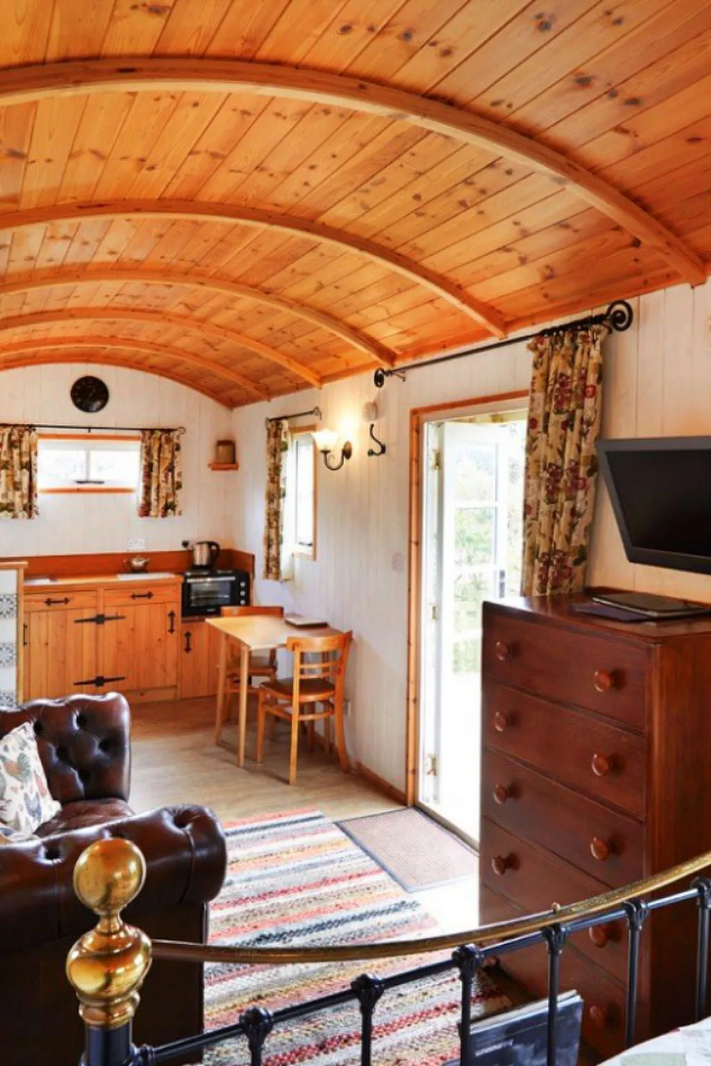 Shepherd's Retreat at Morrells Wood-Binnen