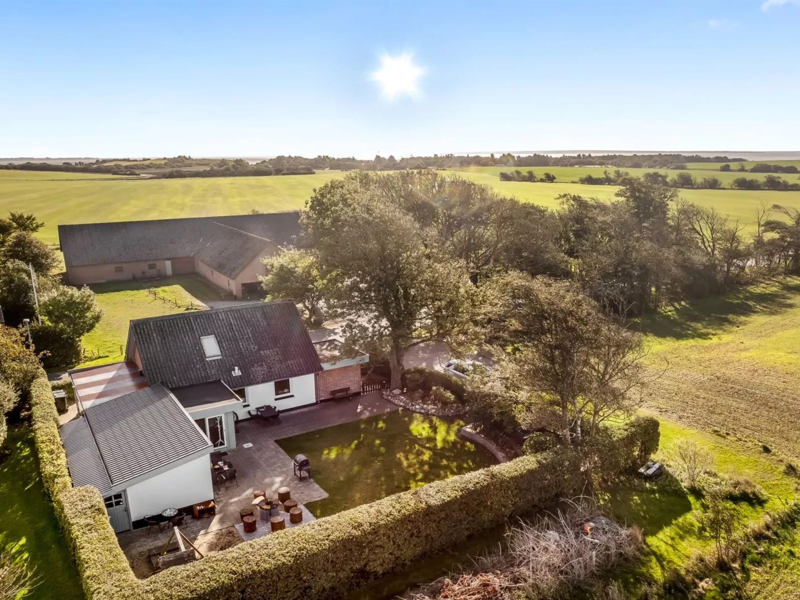 "Missa" - 2km to the fjord-Buiten