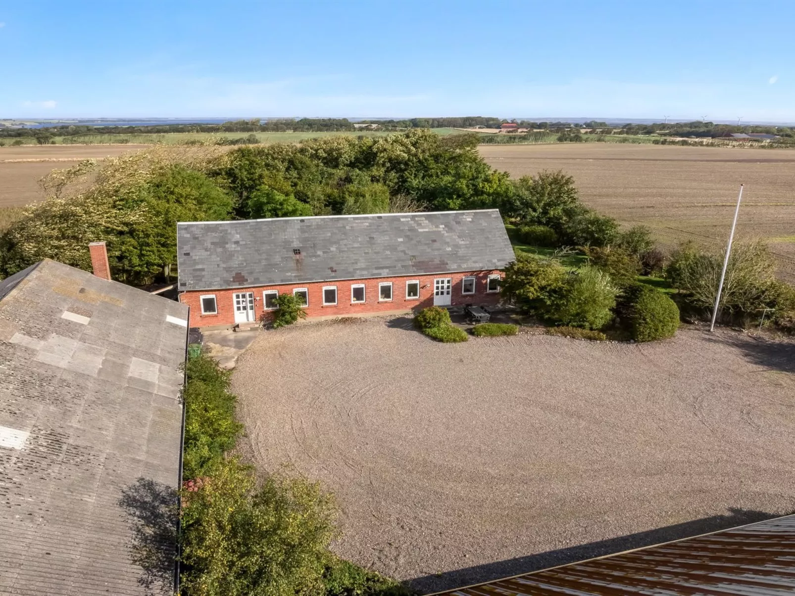 "Nette" - 2km to the fjord-Buiten