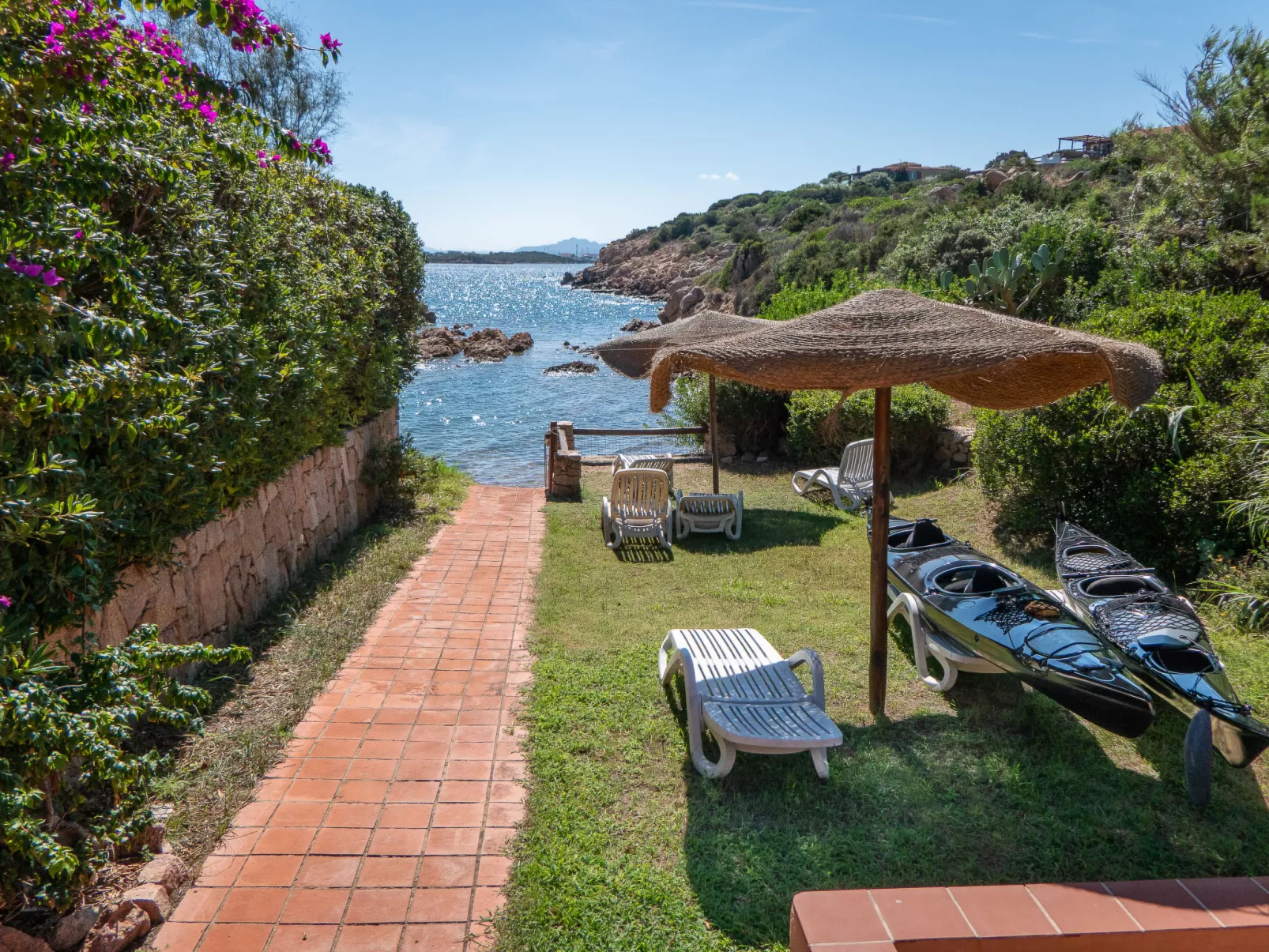 Sporting House-Buiten