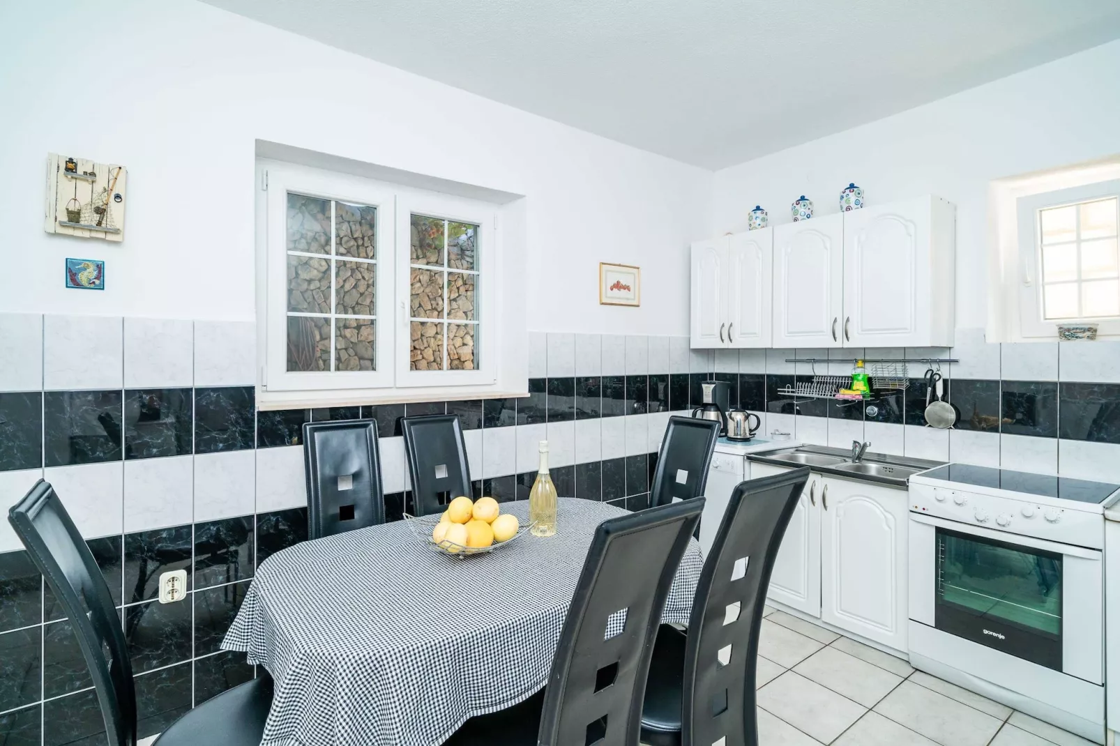 Villa Vista Old Town - Four Bedroom House with Terrace and Sea View-Keuken