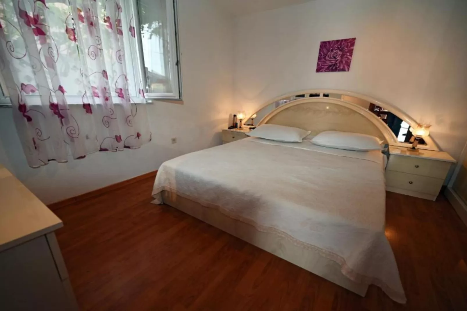 Apartments Mihovilović - 50 m from beach - One Bedroom Apartment with Terrace and Pool view (A4)