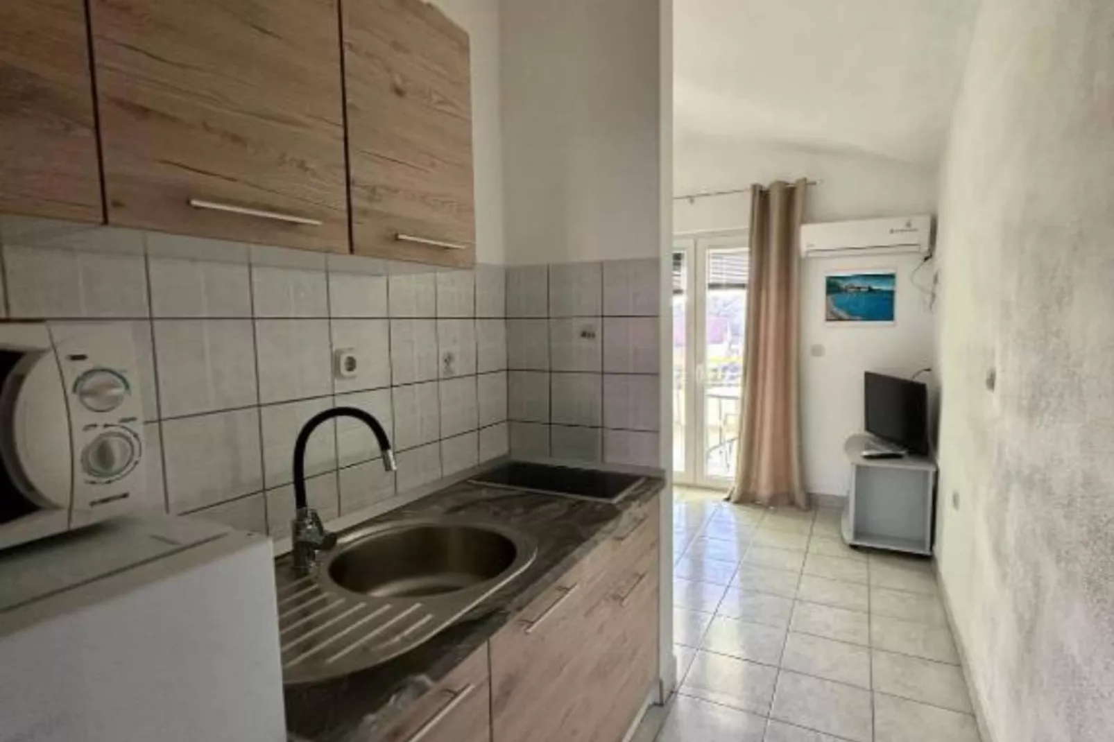 Apartments Natali - One Bedroom Apartment with Balcony (APP5)-Keuken