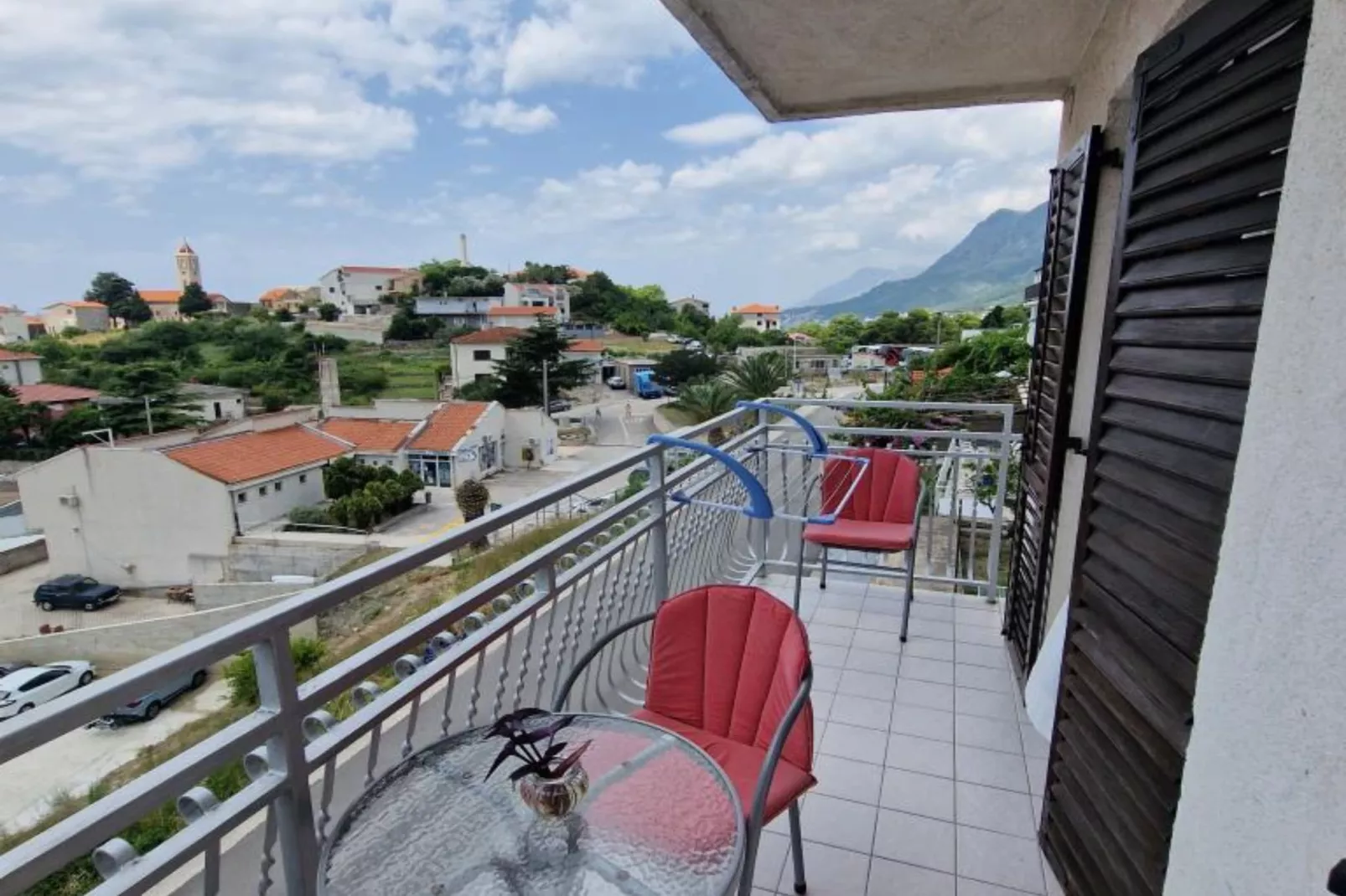 One Bedroom Apartment with Balcony and Sea View 3