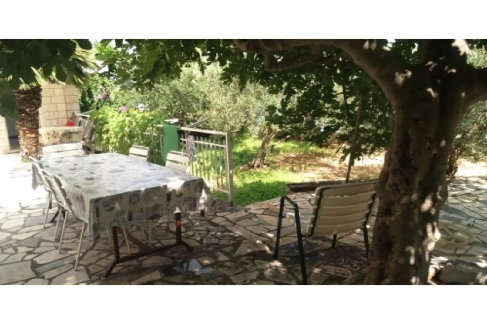 Two-Bedroom Apartment-Buitenlucht