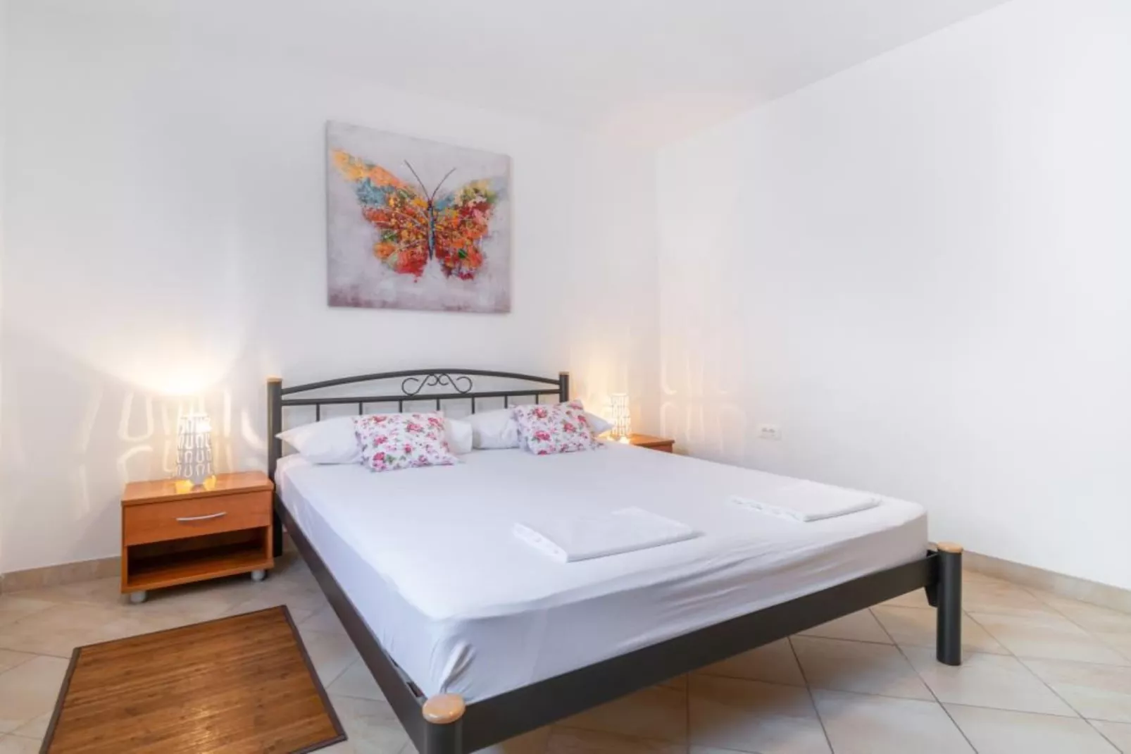 Apartment Pavlov - Three Bedroom Apartment with Terrace-Slaapkamer