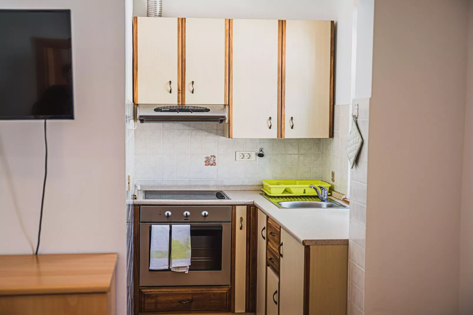 Bovec Picturesque Mountain Vista Residences - One Bedroom Apartment (owner C)-Keuken