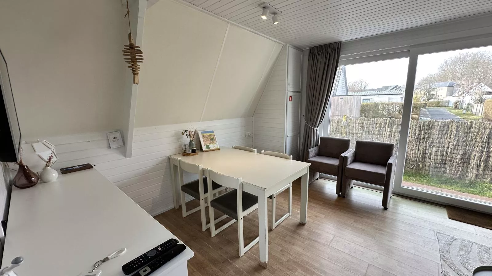 Duinhuisje H55-Eetkamer